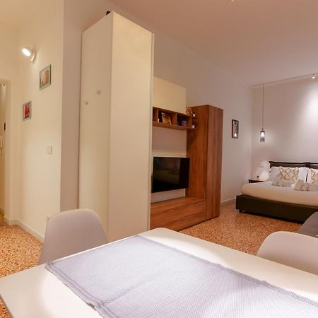 M&M Apartment Bologna Exteriör bild
